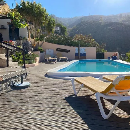 Casa La Paloma Holiday home *